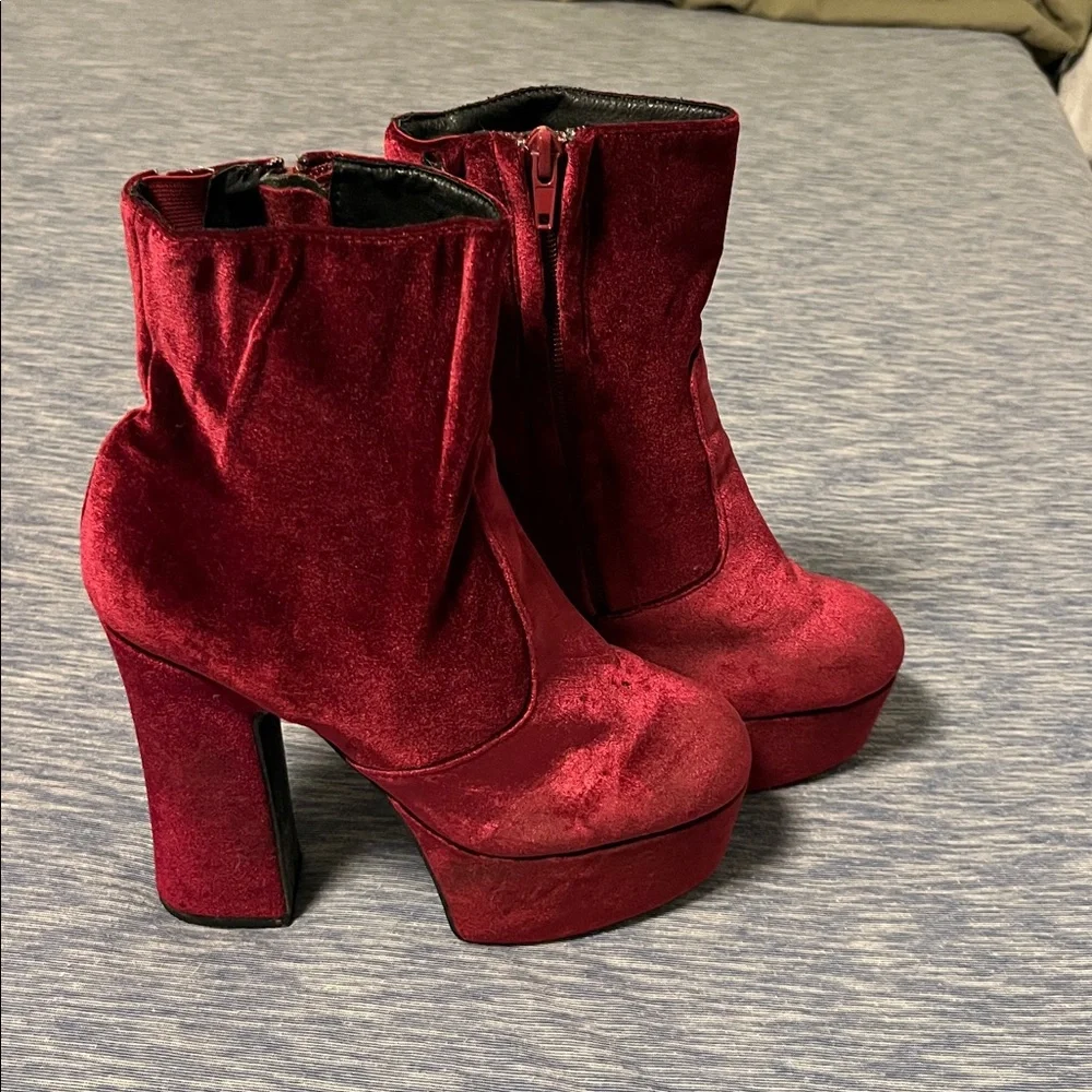 Deep red / Purple Velvet Platform Boots - Picture 4 of 14